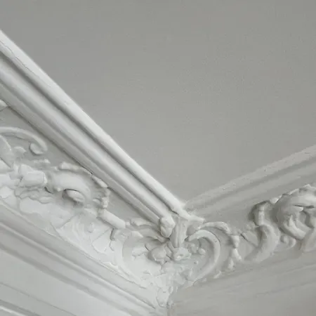 Près Des Champs-élysées Parigi