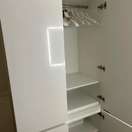 Pres Des Champs-elysees Apartment Paris