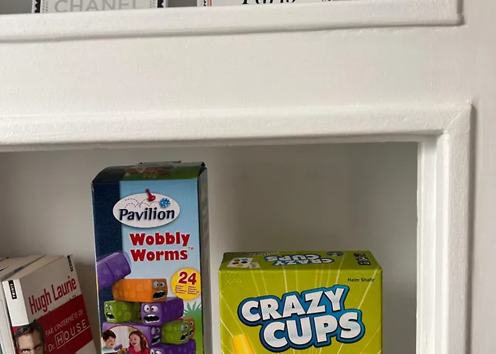 Pres Des Champs-elysees Апартаменты Париж