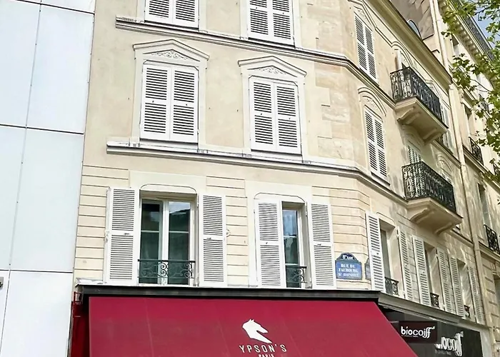 Appartement Près Des Champs-élysées