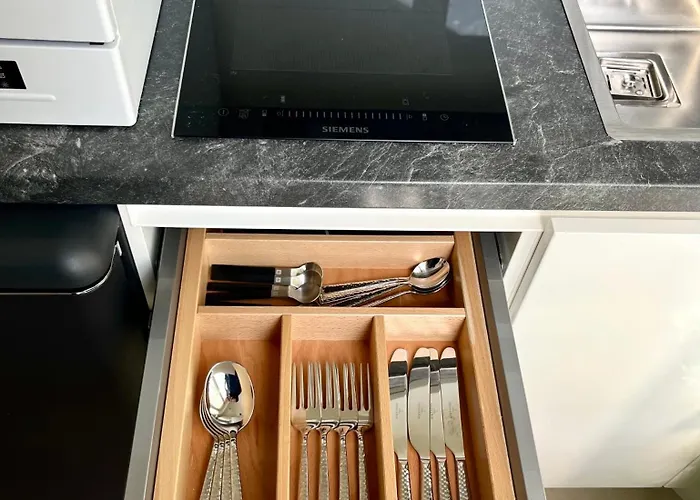 Près Des Champs-élysées Paris