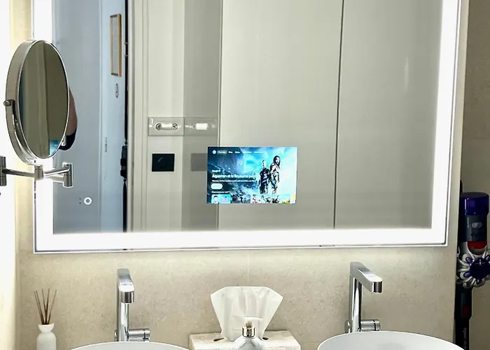 Près Des Champs-élysées