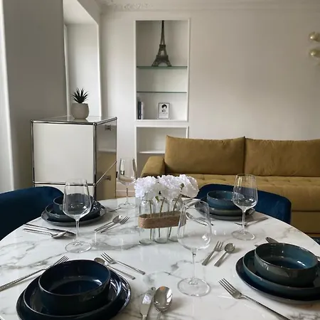 Appartement Près Des Champs-élysées